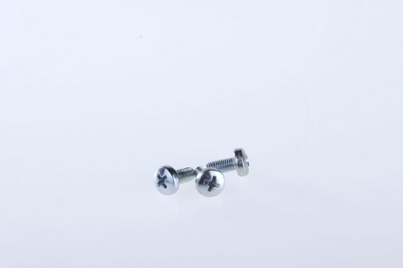 Machine screws DIN7985