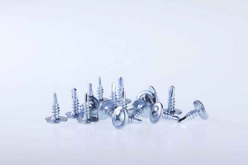 Pan collar head self-drilling screw